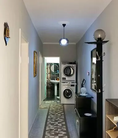 Kasmi *